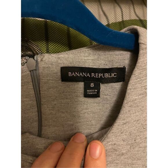 Banana Republic Dress- 8 - Picture 2 of 4